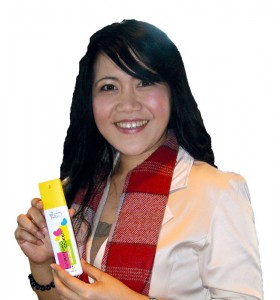 Dessi Susanty (Group Product Manager Cosmetics PT Mustika Ratuweb