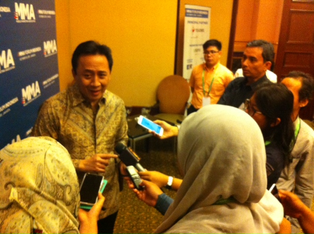 Ketua Badan Ekonomi Kreatif (Bekraf), Triawan Munaf  saat diwawancarai wartawan di sela-sela MMA Forum