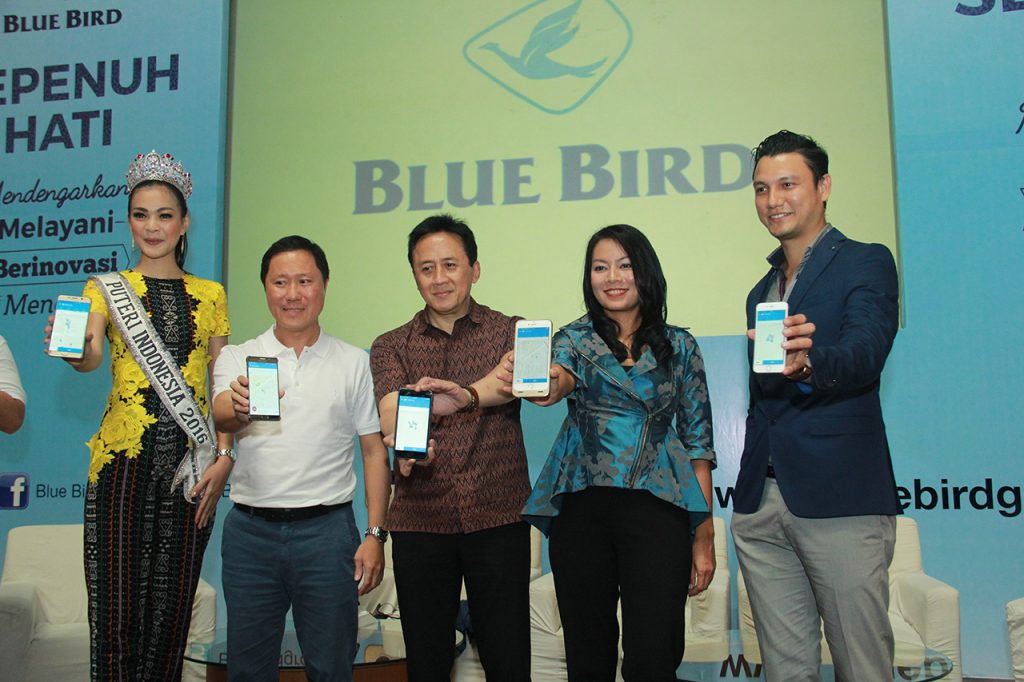 aplikasi taksi blue bird