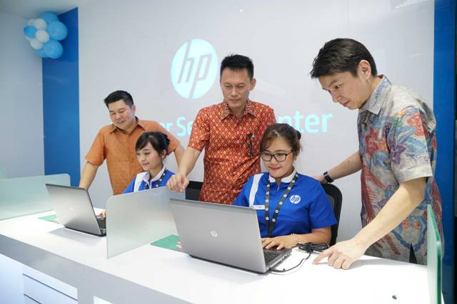 HP-Service-Center-3