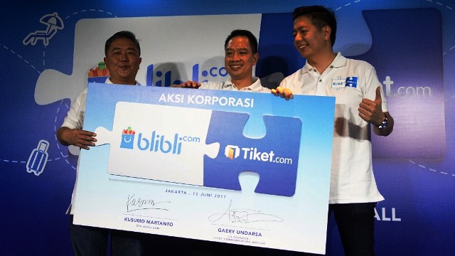 blibli.com akuisisi tiket.com
