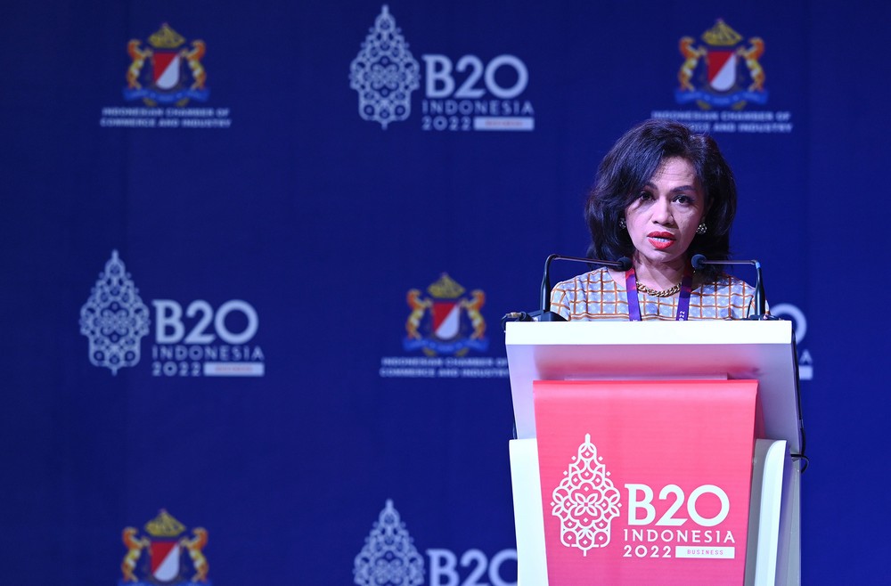 Ira Noviarti, Chair of B20 WiBAC and President Director of Unilever Indonesia presenting the final Policy & Action Recommendation to the B20 Summit 2022